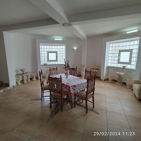 斯佩起亚 Casa Vacanza D'Arte Salentina酒店 外观 照片